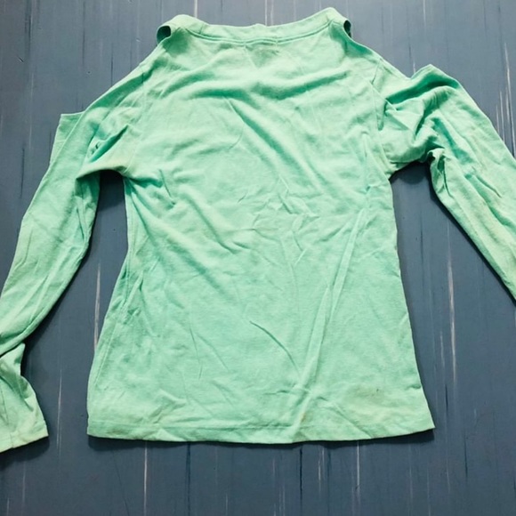 Mint green top - Picture 3 of 6